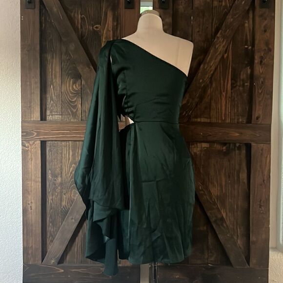 Elegant Satin One Shoulder Cut Out Waist Mini Dress - Picture 7 of 13